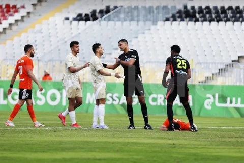 رغم احتسابها من معروف.. VAR يحرم الأهلي من ضربة جزاء أمام فاركو